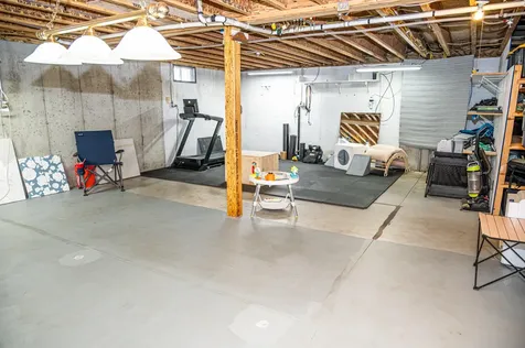 179 Egypt Road Raymond ME 04071