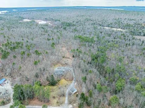 179 Egypt Road Raymond ME 04071