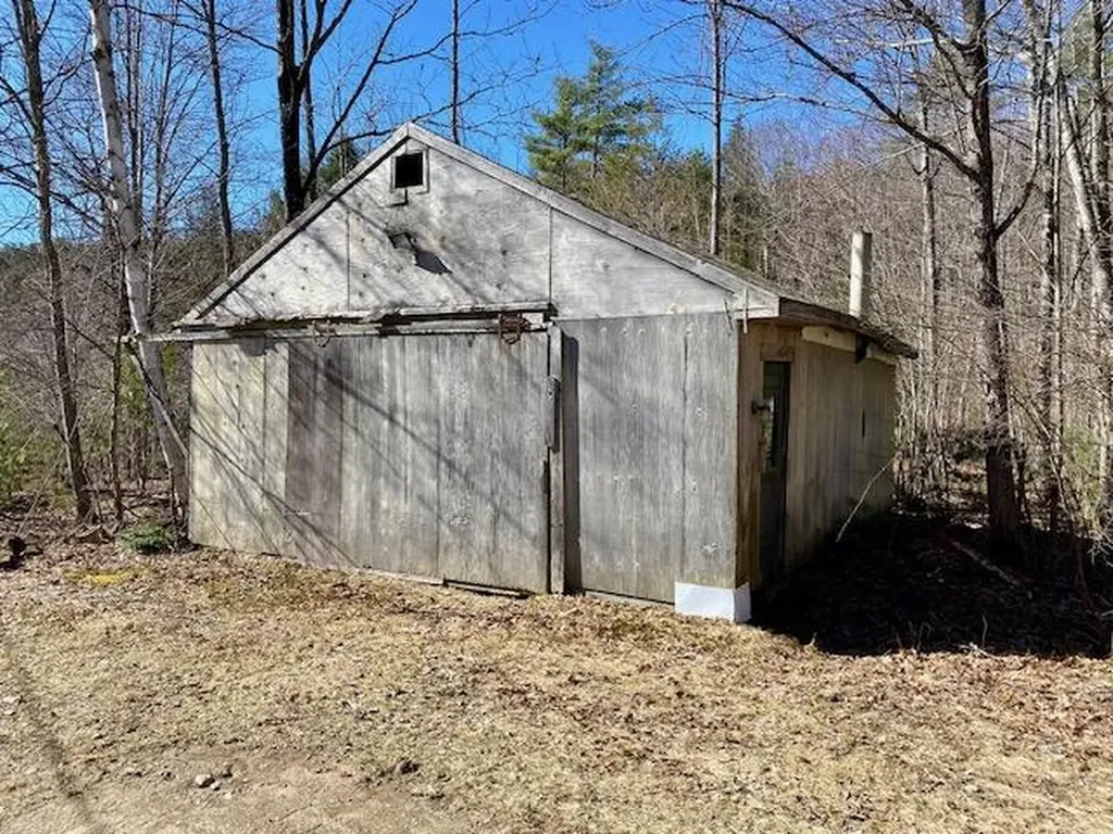 178 Maplecrest Road Parsonsfield ME 04047