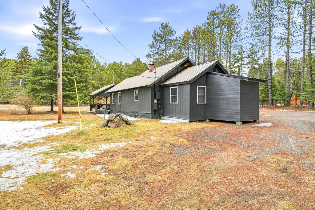 11 Wing Road Eustis ME 04936