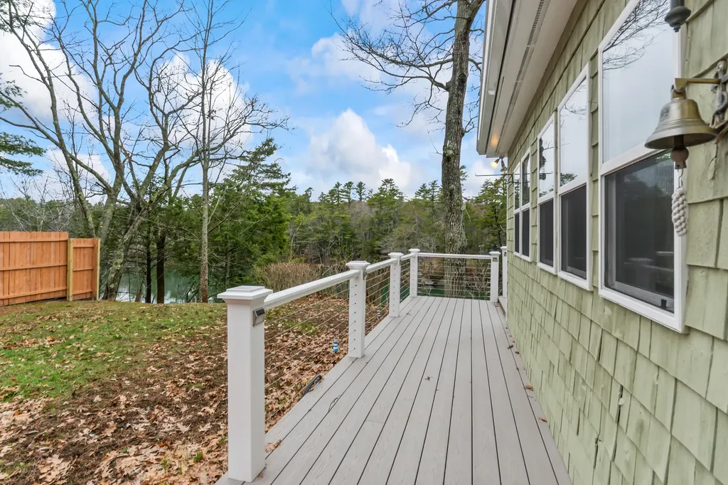 618 Gurnet Road Brunswick ME 04011