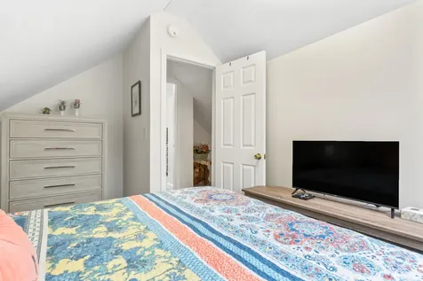618 Gurnet Road Brunswick ME 04011