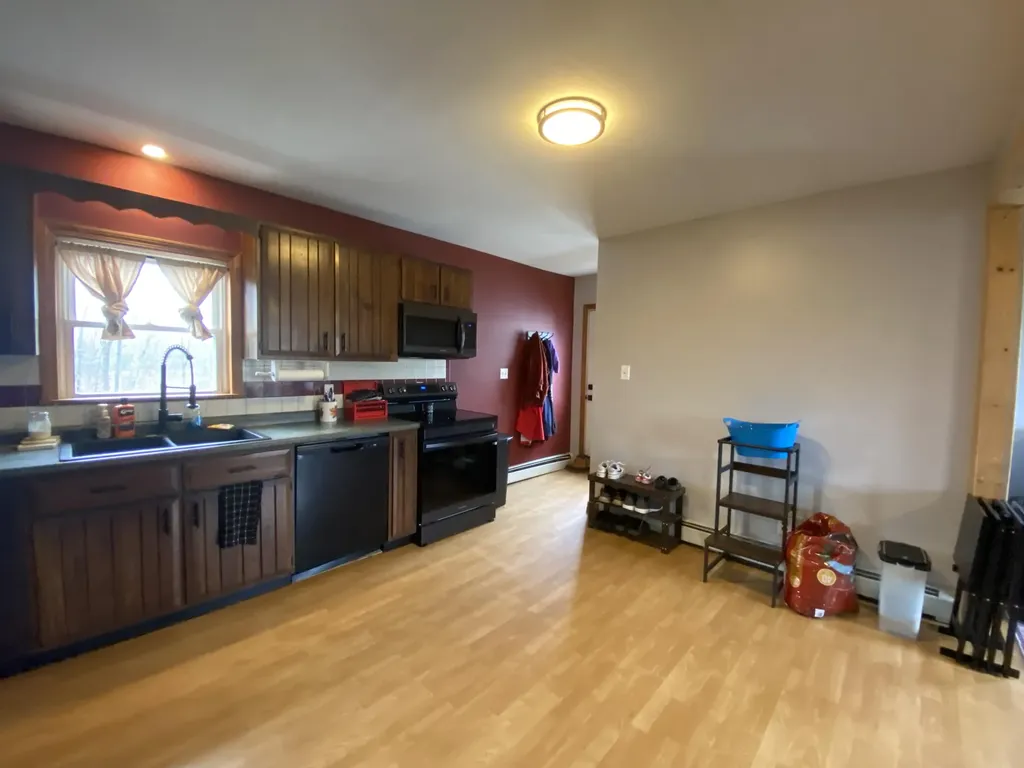 621 Lang Hill Road Palmyra ME 04965