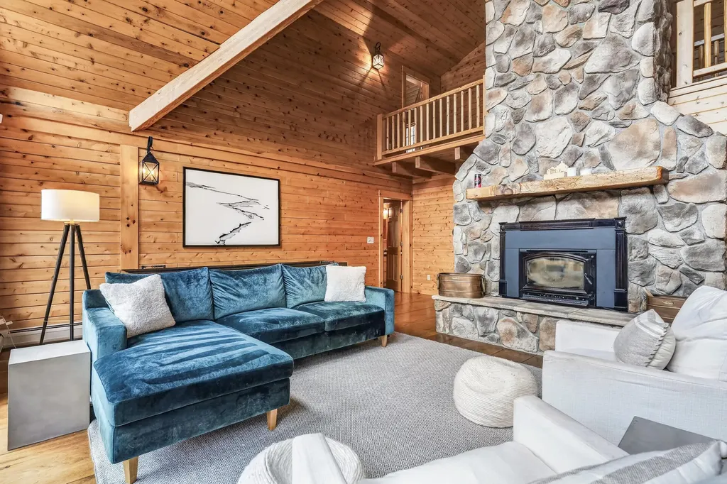 75 Valley View Drive Newry ME 04261