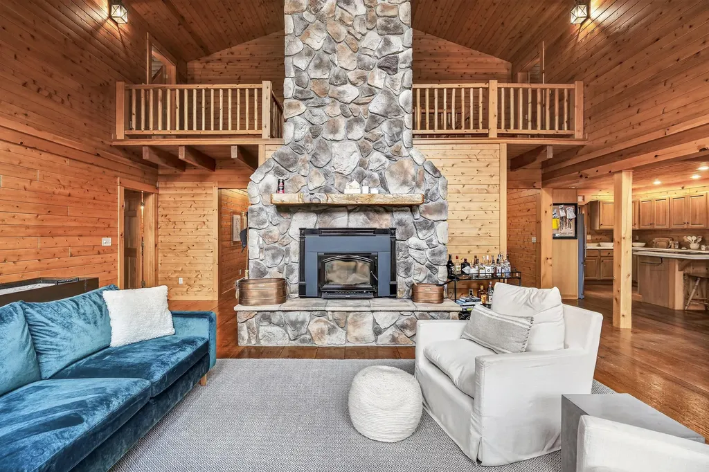 75 Valley View Drive Newry ME 04261