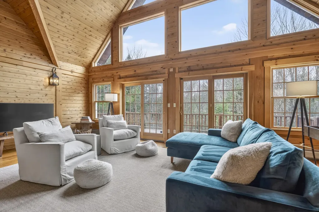 75 Valley View Drive Newry ME 04261