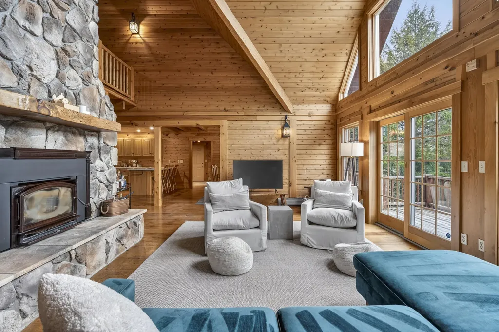 75 Valley View Drive Newry ME 04261