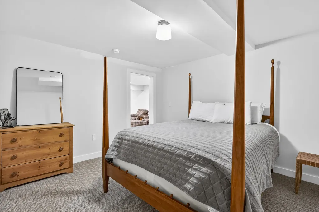 75 Valley View Drive Newry ME 04261