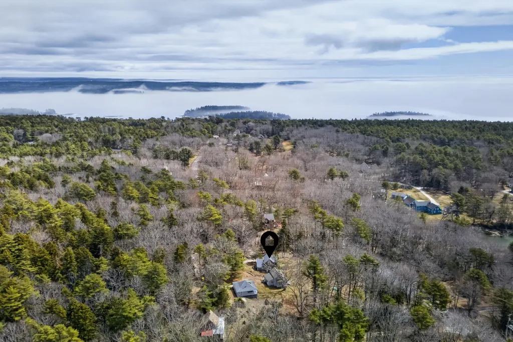 12 Spruce Gum Lane Georgetown ME 04548