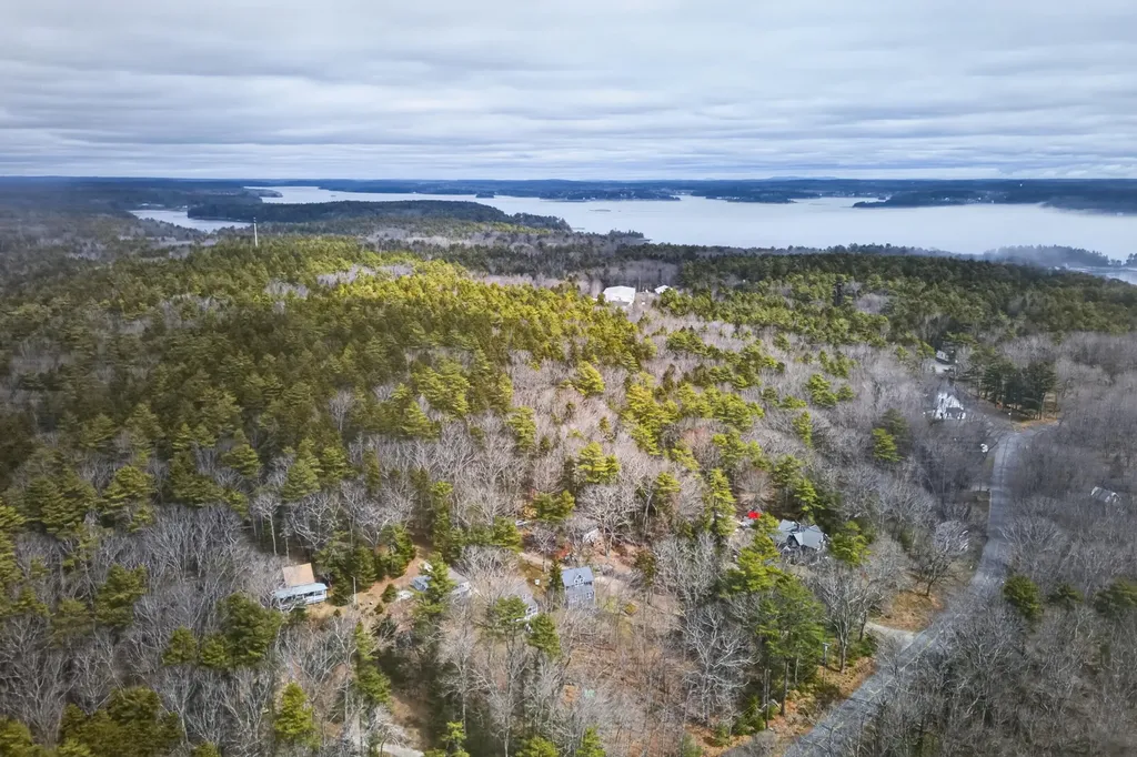 12 Spruce Gum Lane Georgetown ME 04548