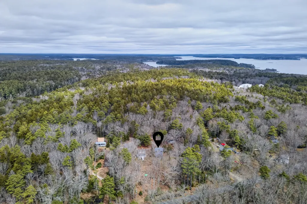 12 Spruce Gum Lane Georgetown ME 04548