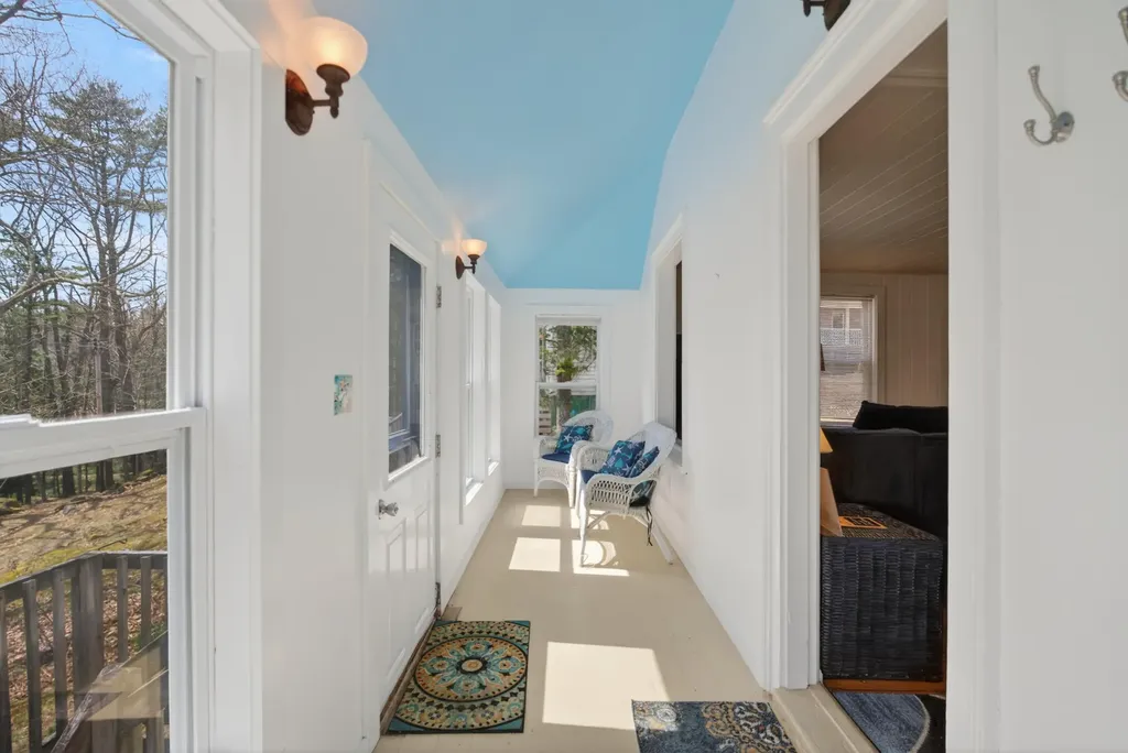 12 Spruce Gum Lane Georgetown ME 04548