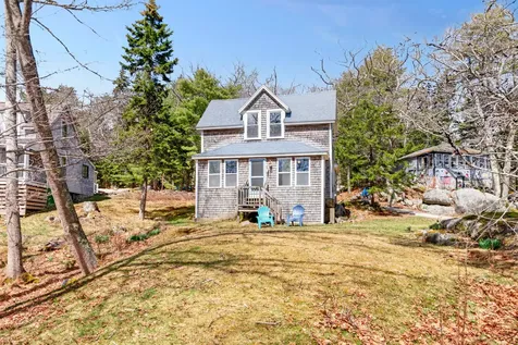 12 Spruce Gum Lane Georgetown ME 04548