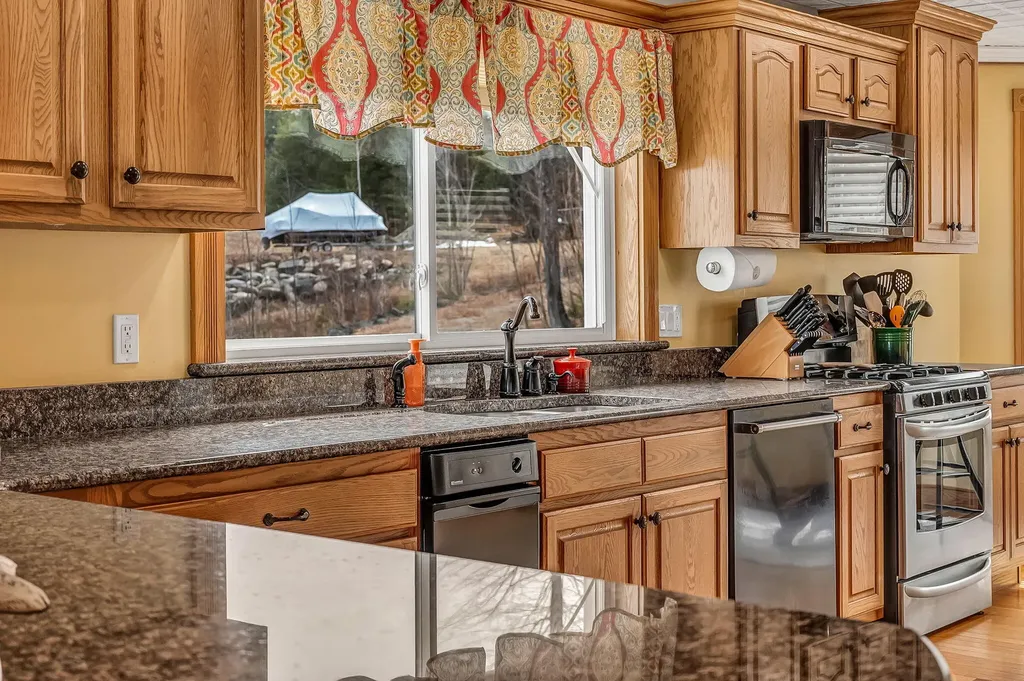 2080 Lakeview Road Lake View Plt ME 04463