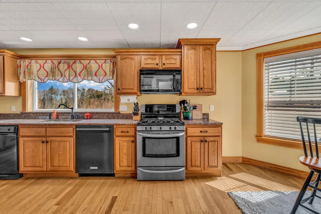 2080 Lakeview Road Lake View Plt ME 04463
