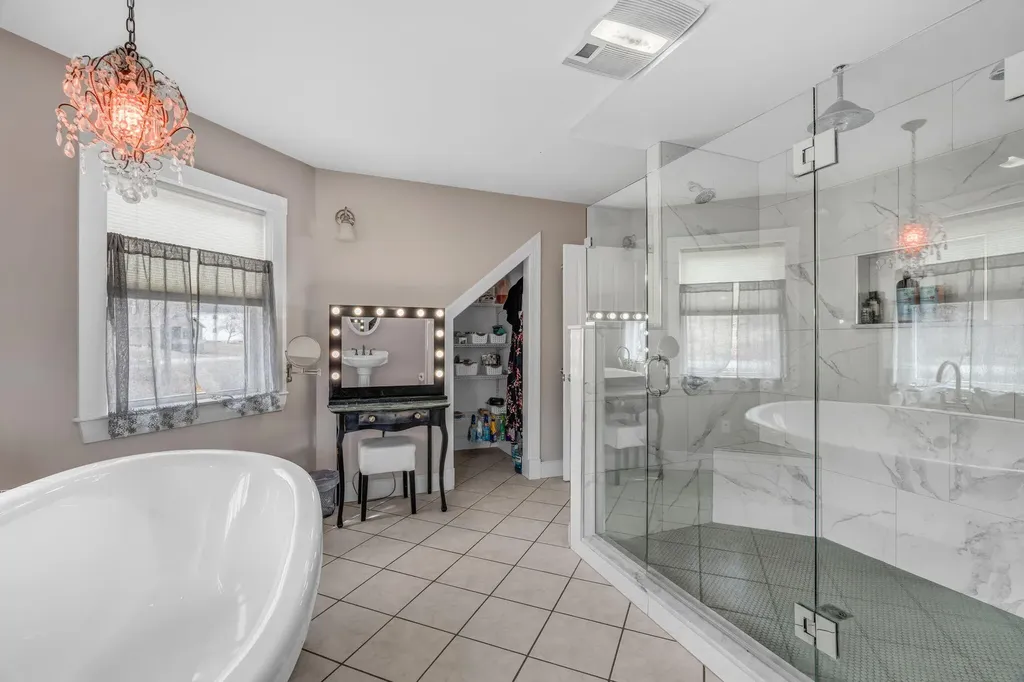 2080 Lakeview Road Lake View Plt ME 04463