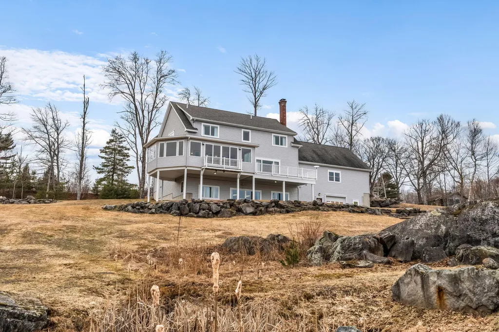 2080 Lakeview Road Lake View Plt ME 04463