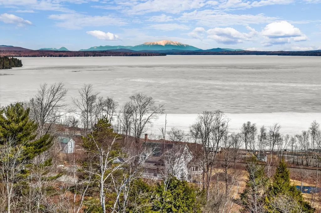 2080 Lakeview Road Lake View Plt ME 04463