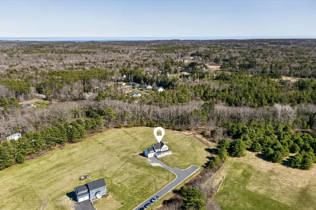 31 Stretch Lane Arundel ME 04046
