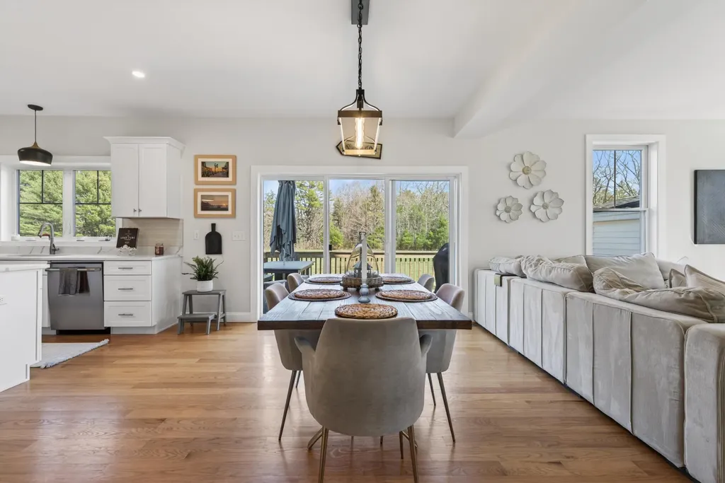 31 Stretch Lane Arundel ME 04046