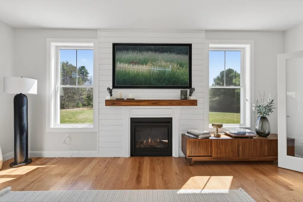 31 Stretch Lane Arundel ME 04046