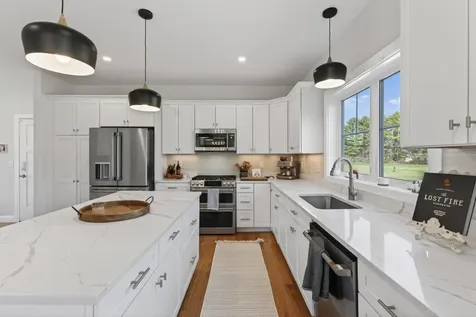 31 Stretch Lane Arundel ME 04046