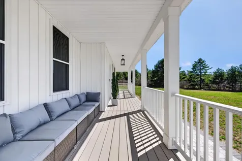 31 Stretch Lane Arundel ME 04046