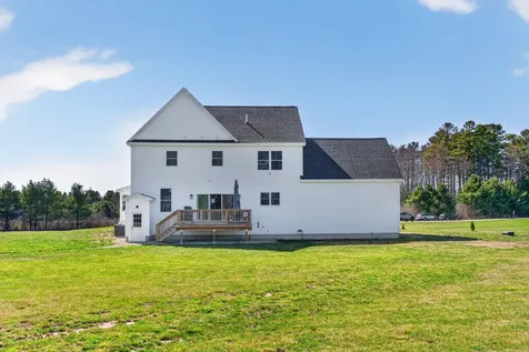 31 Stretch Lane Arundel ME 04046
