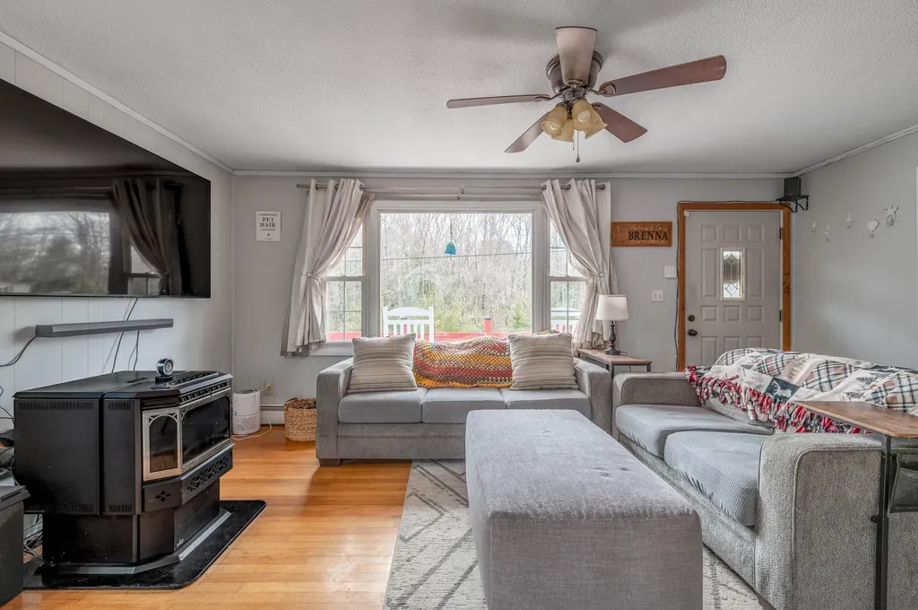 724 Millvale Road Bucksport ME 04416