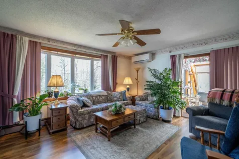 1522 Pushaw Road Glenburn ME 04401