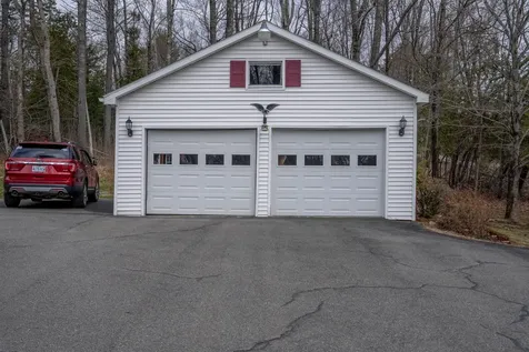 1522 Pushaw Road Glenburn ME 04401