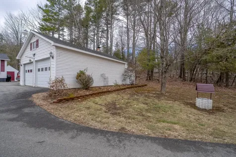 1522 Pushaw Road Glenburn ME 04401