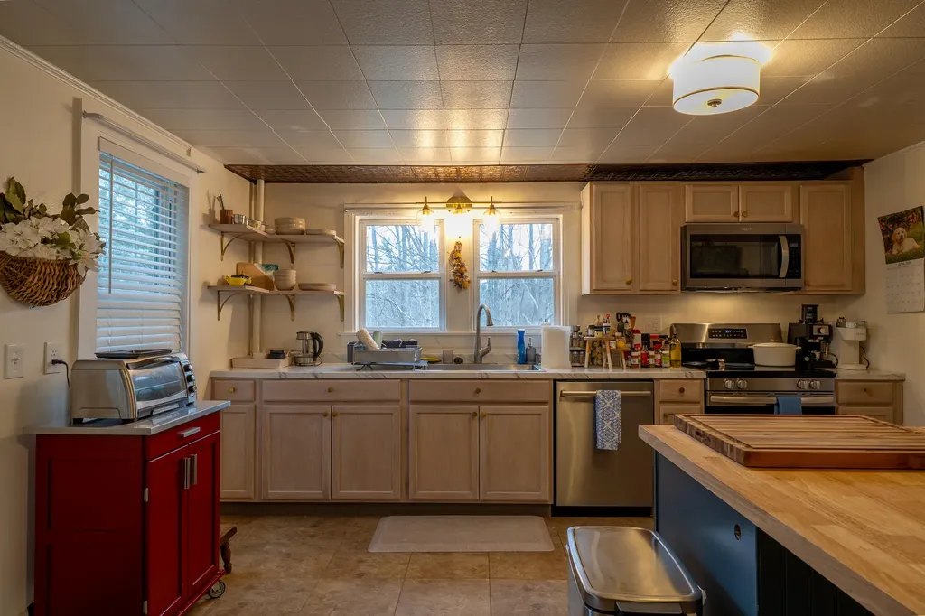 1707 Union Street Bangor ME 04401