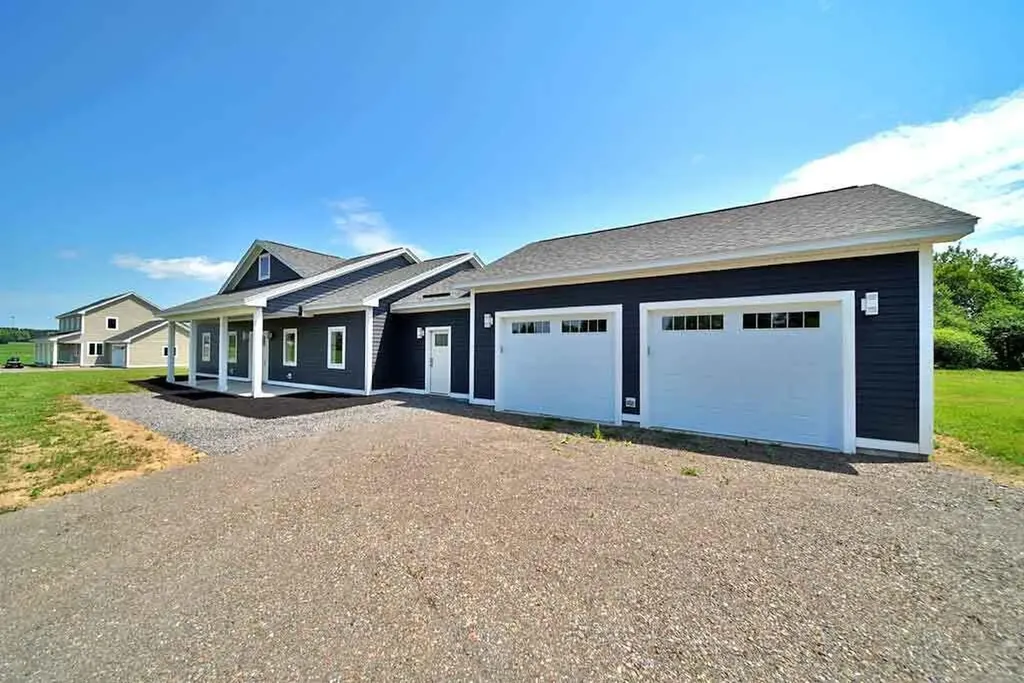 9 Lilac Lane Houlton ME 04730