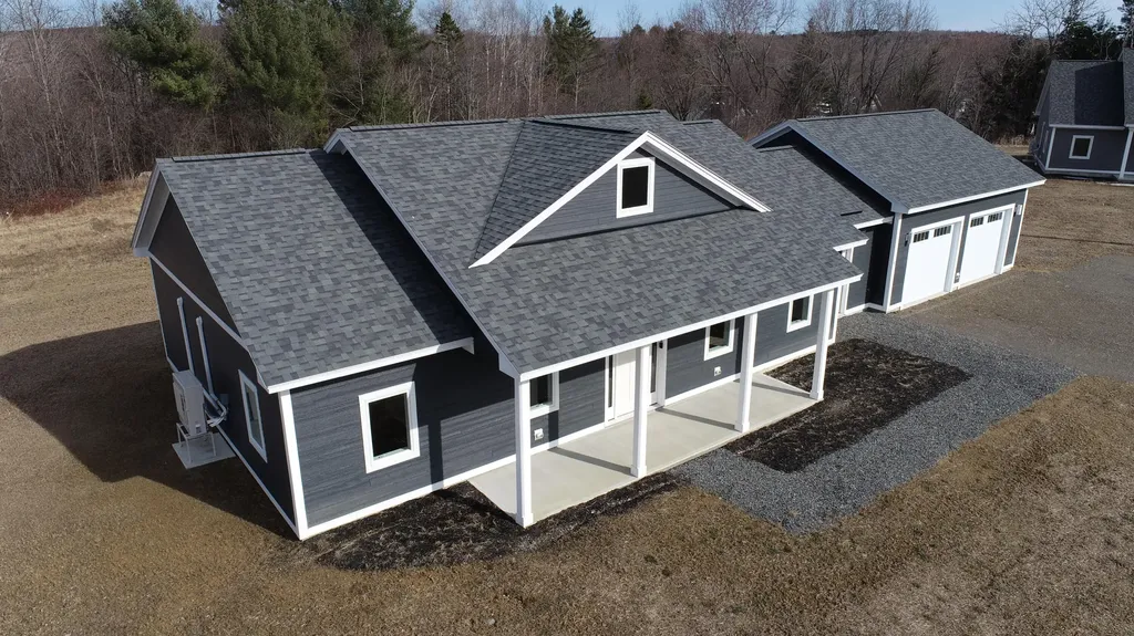 9 Lilac Lane Houlton ME 04730
