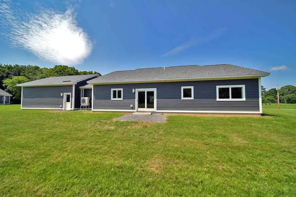 9 Lilac Lane Houlton ME 04730