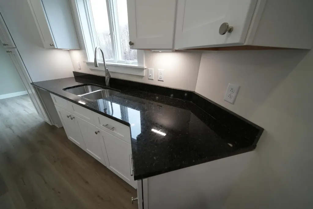 9 Lilac Lane Houlton ME 04730