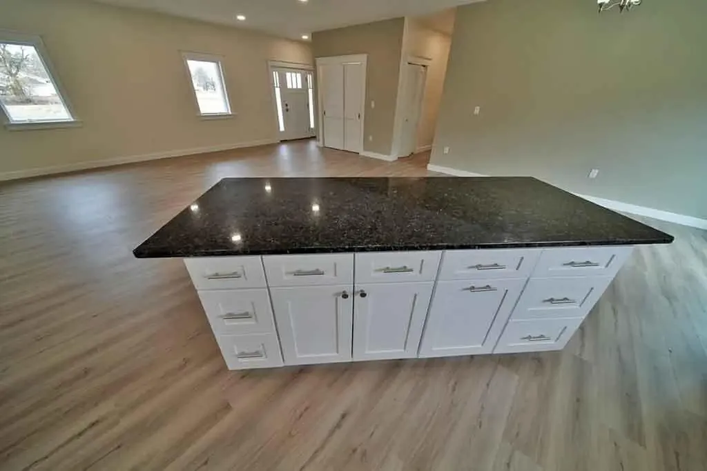 9 Lilac Lane Houlton ME 04730