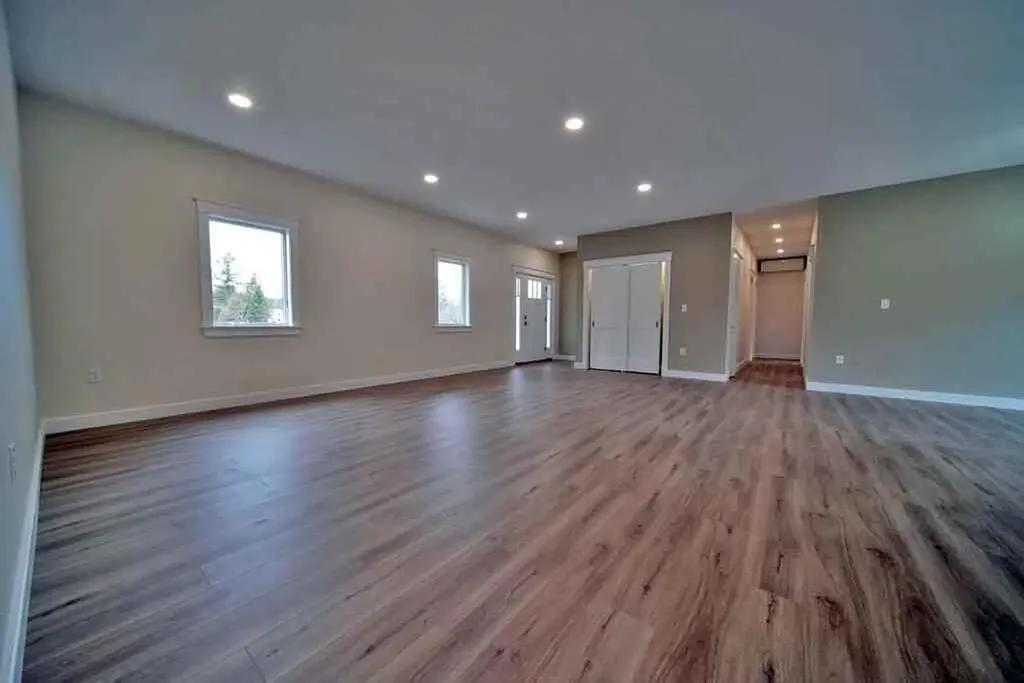 9 Lilac Lane Houlton ME 04730