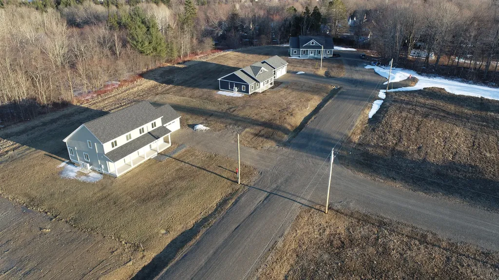 9 Lilac Lane Houlton ME 04730