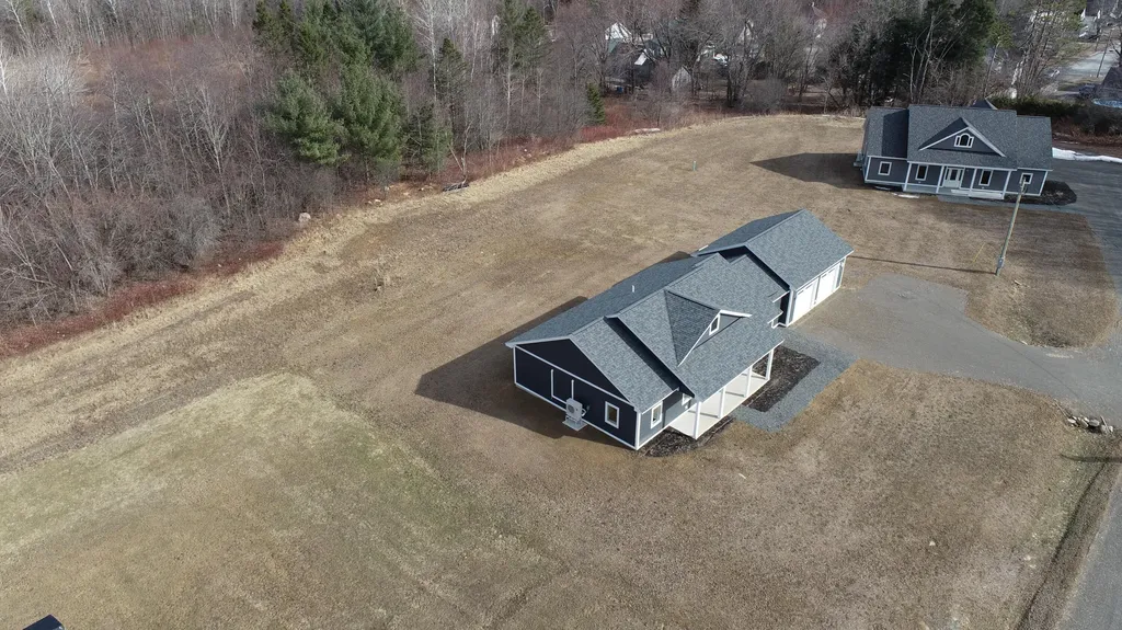 9 Lilac Lane Houlton ME 04730