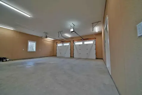 9 Lilac Lane Houlton ME 04730