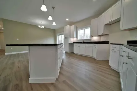 9 Lilac Lane Houlton ME 04730