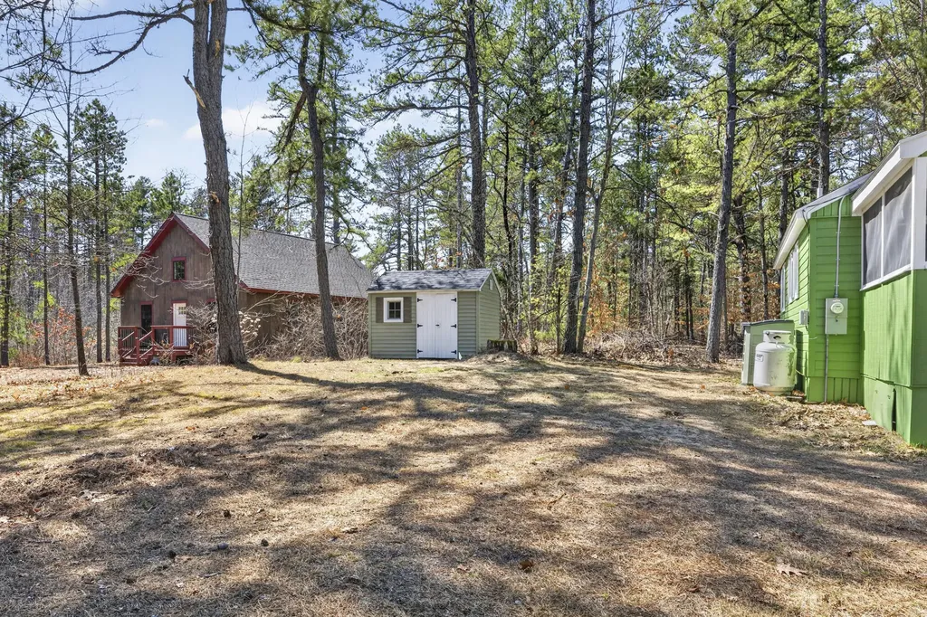 6 Log Cabin Lane Waterboro ME 04087