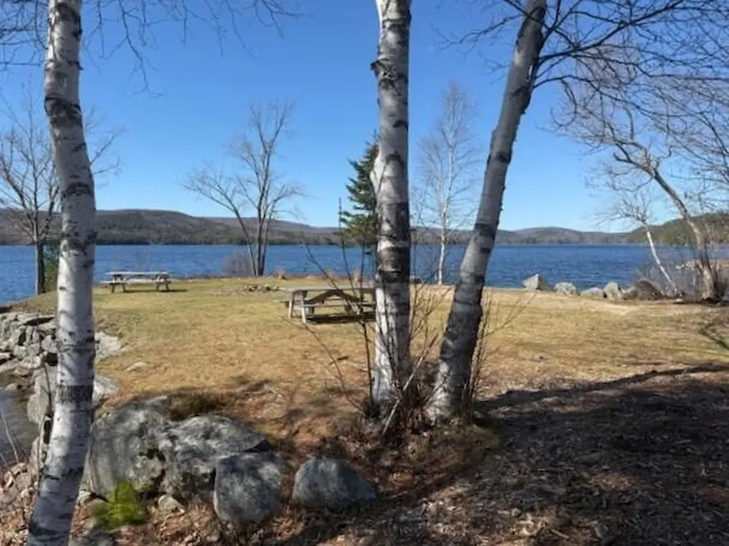 14 Lakeshore Drive Belgrade ME 04917