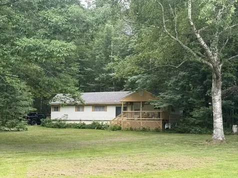 14 Lakeshore Drive Belgrade ME 04917
