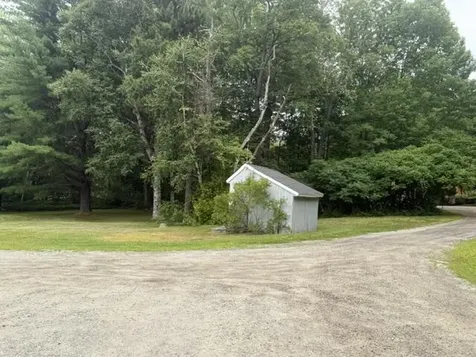 14 Lakeshore Drive Belgrade ME 04917