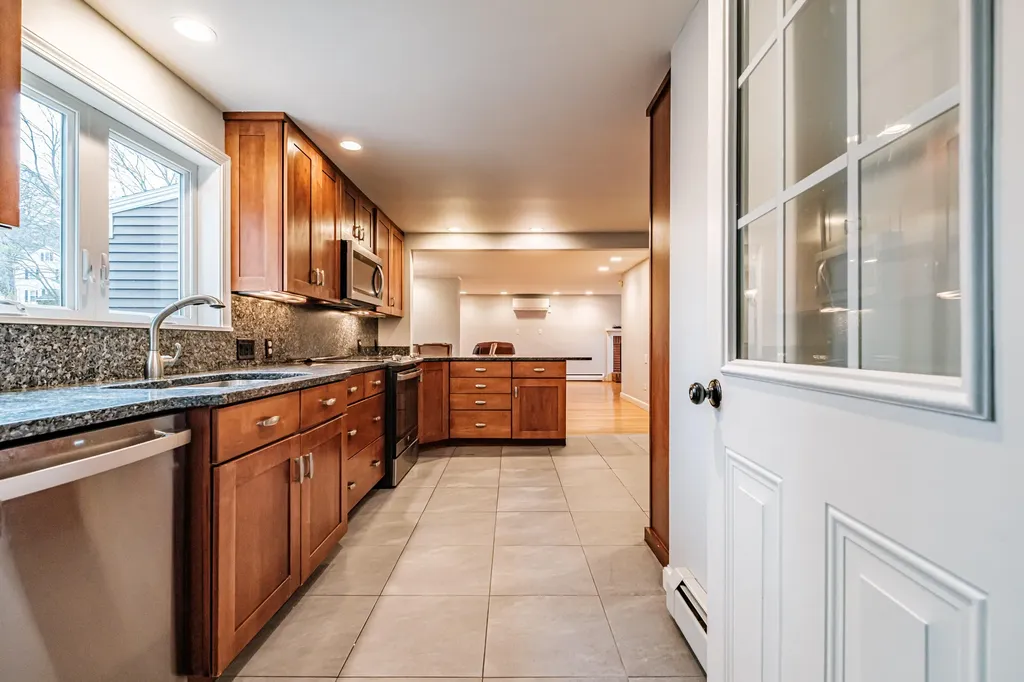 112 Craigie Street Portland ME 04102