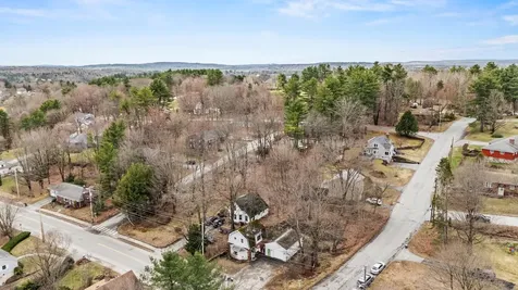 67 Western Avenue Auburn ME 04210