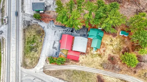 1254 Roosevelt Trail Raymond ME 04071